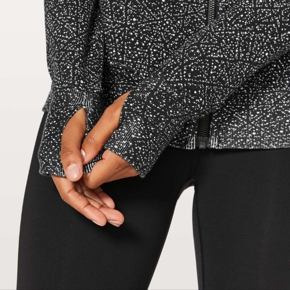 Lululemon Scuba Hoodie color Night View size 6 - Picture 3 of 9